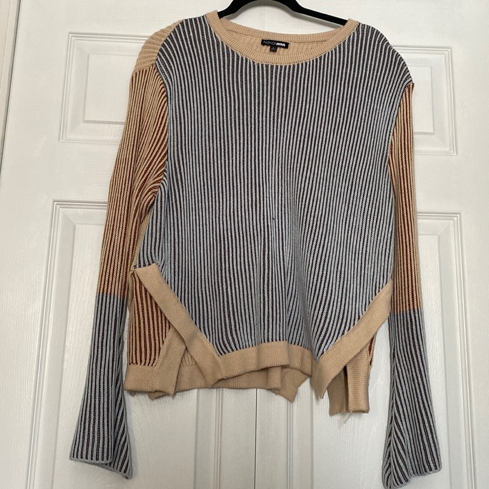 Crewneck sweater